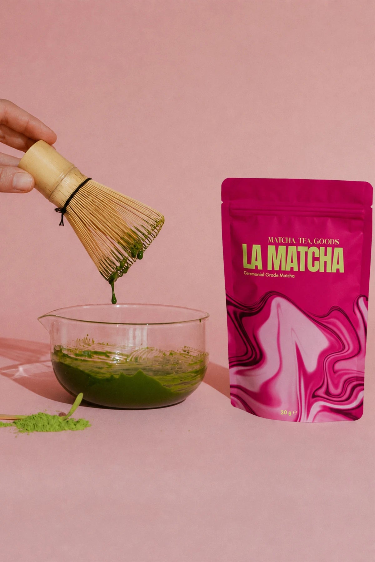 LA MATCHA Ceremonial Grade Matcha 30 g + Matcha Whisk (Chasen)